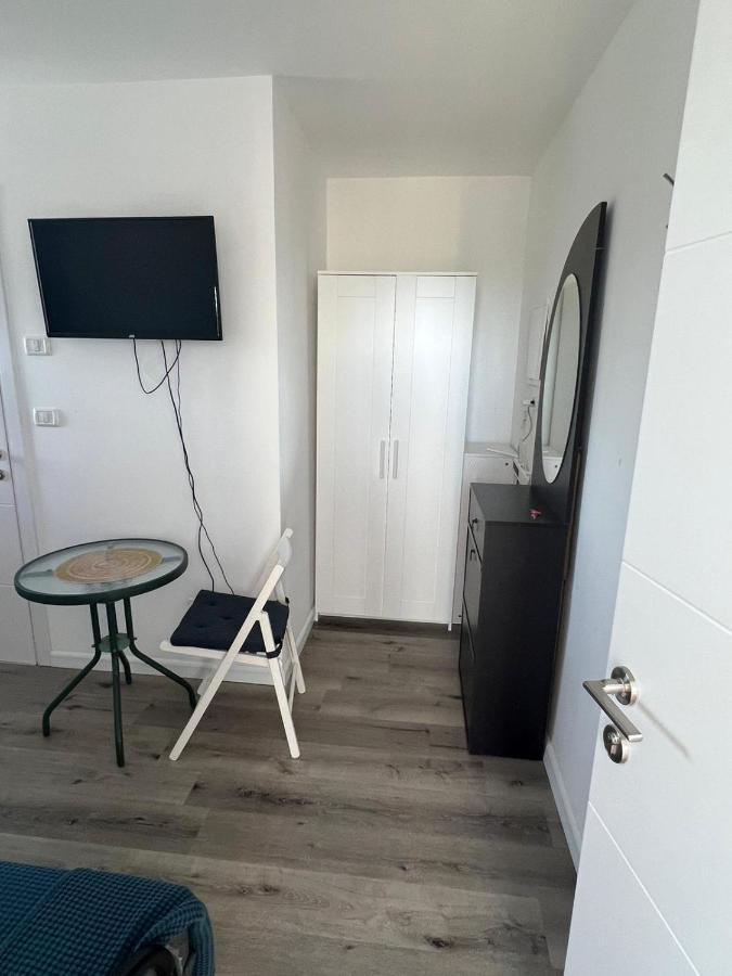 סטודיו חדש ויפה עם נוף לים Apartment Netanya Exterior photo