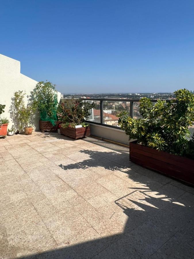 סטודיו חדש ויפה עם נוף לים Apartment Netanya Exterior photo