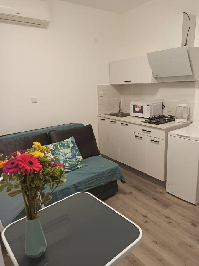 סטודיו חדש ויפה עם נוף לים Apartment Netanya Exterior photo
